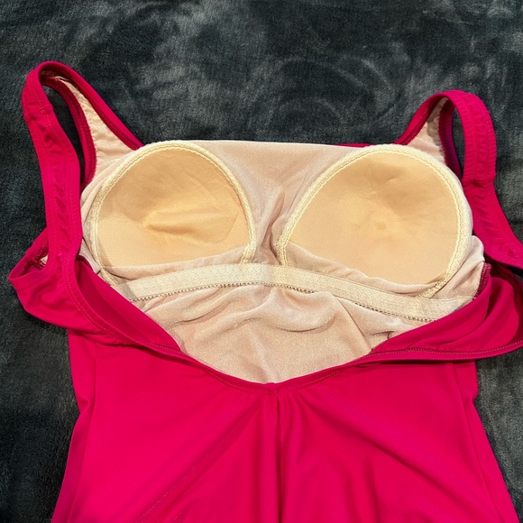 Vintage Red Speedo - Picture 3 of 7